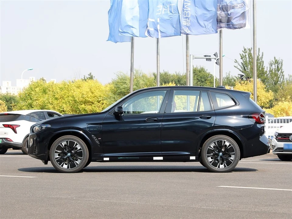 Used BMW iX3 LCI M Sport – All-Electric Luxury SUV, Low Mileage, Export Certified suppliers